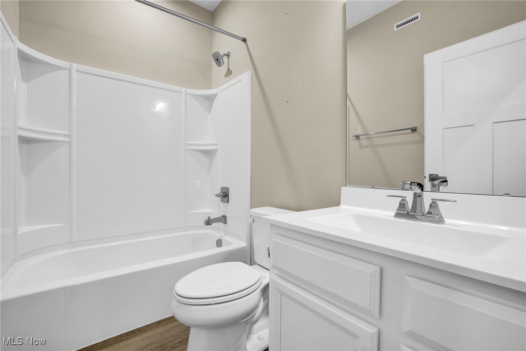 316 E Reno Drive Louisville OH 44641