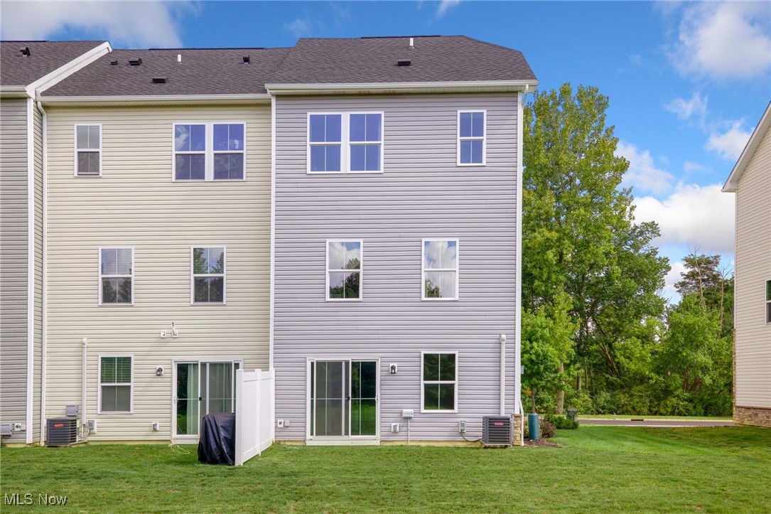 316 E Reno Drive Louisville OH 44641