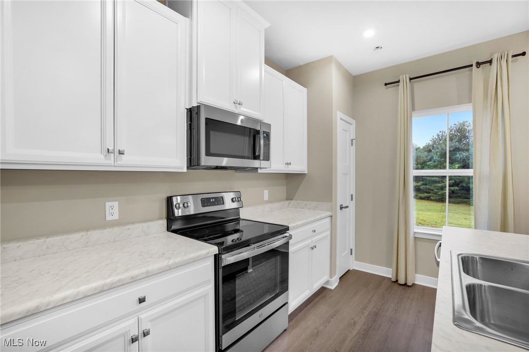 316 E Reno Drive Louisville OH 44641