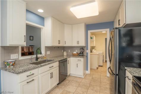 3301 Sumser Street NW North Canton OH 44720