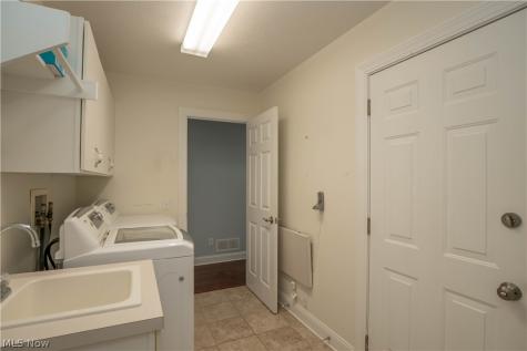 3301 Sumser Street NW North Canton OH 44720