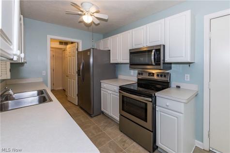 3513 E Prescott Circle Cuyahoga Falls OH 44223
