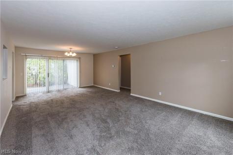 3513 E Prescott Circle Cuyahoga Falls OH 44223