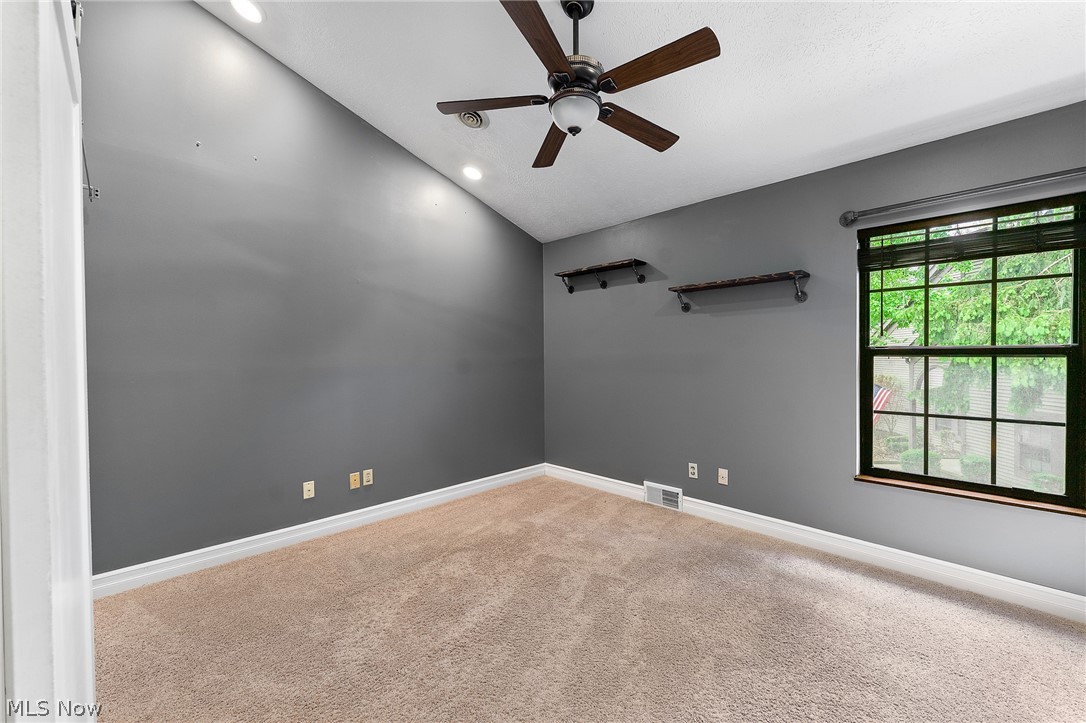 1303 Red Tail Hawk Court Boardman OH 44512