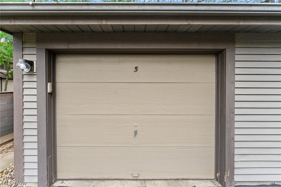 1303 Red Tail Hawk Court Boardman OH 44512