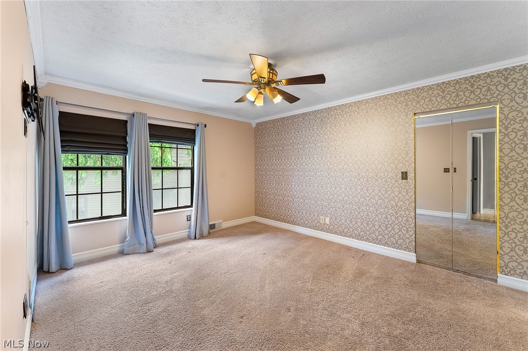 1303 Red Tail Hawk Court Boardman OH 44512