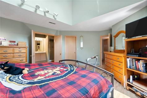 3919 Marsh View Drive Akron OH 44319