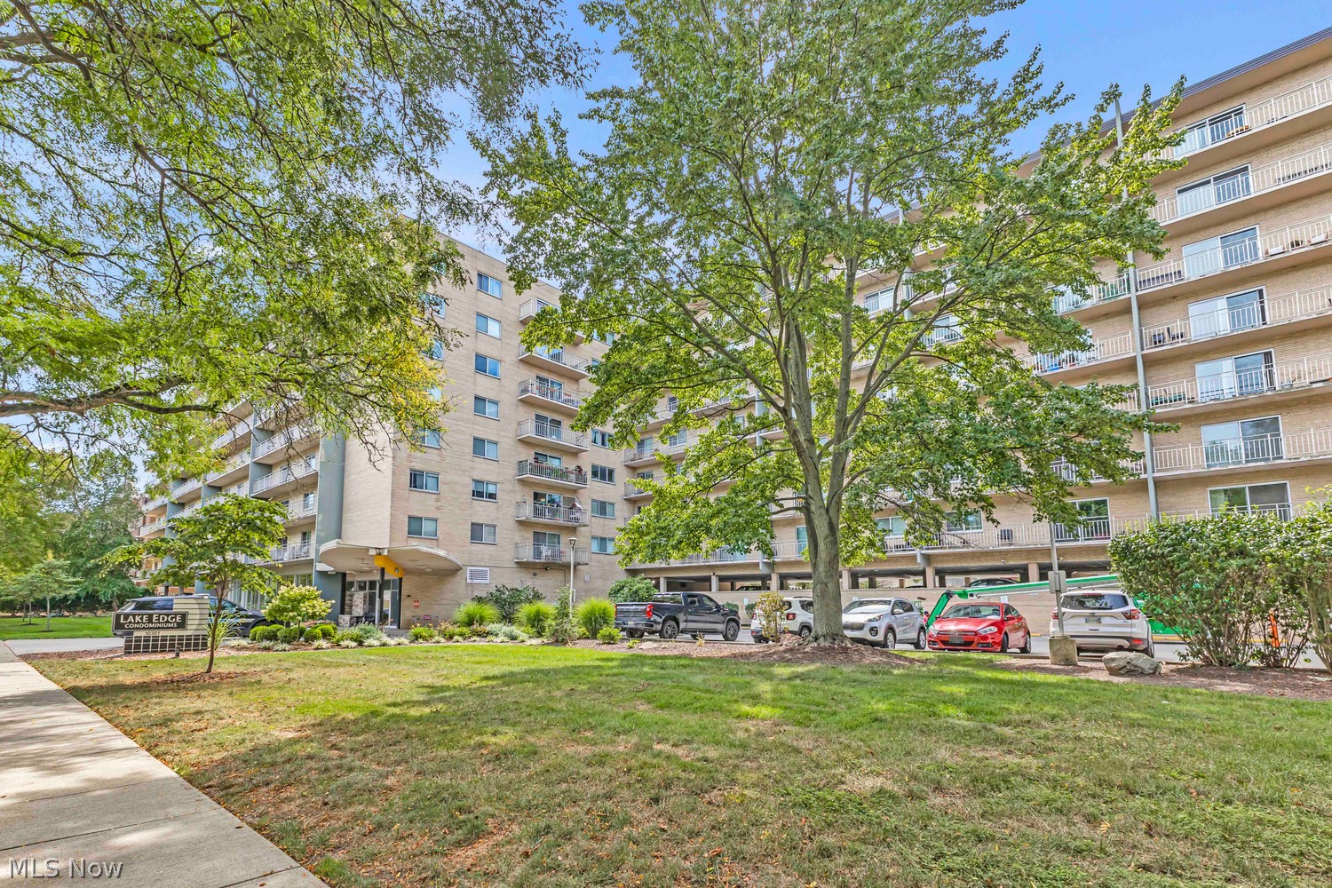 10301 Lake Avenue Cleveland OH 44102