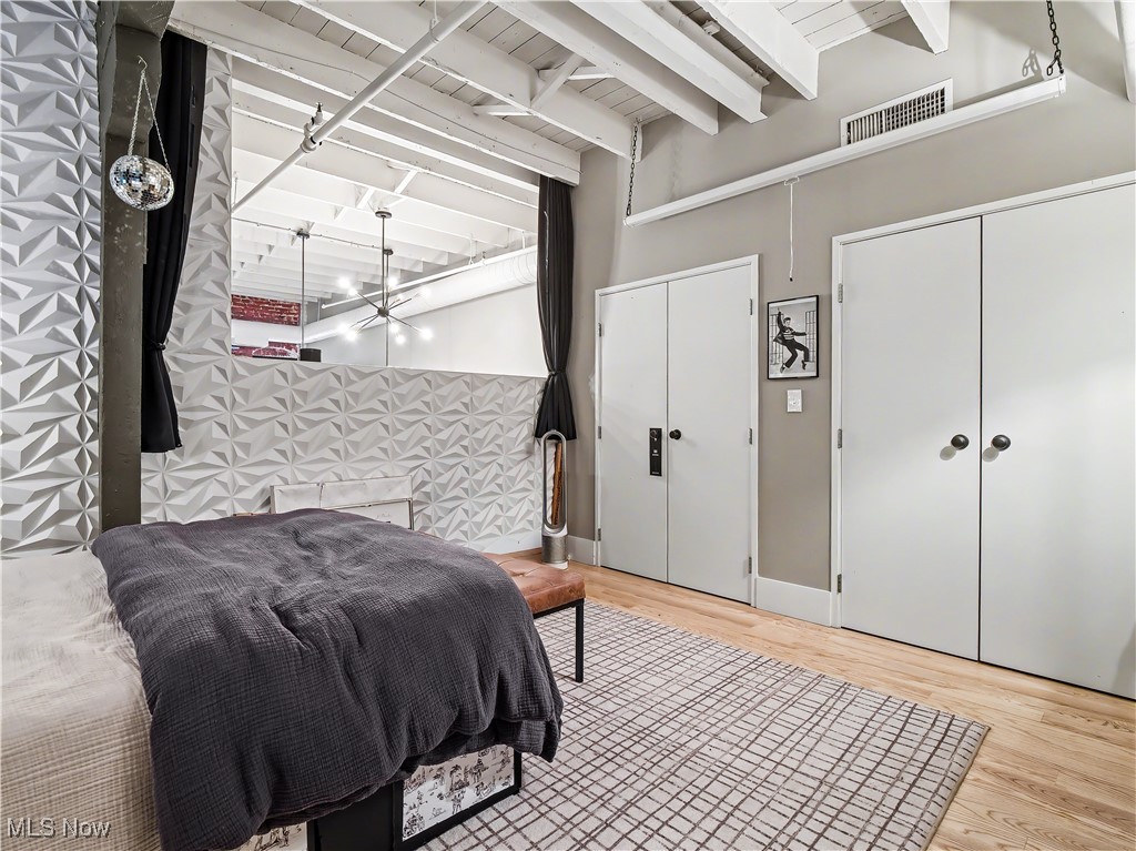 1133 W 9th Street Cleveland OH 44113