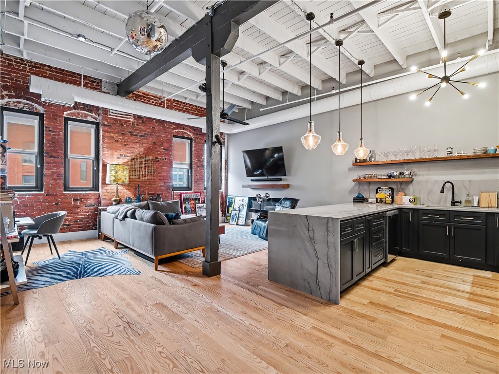 1133 W 9th Street Cleveland OH 44113