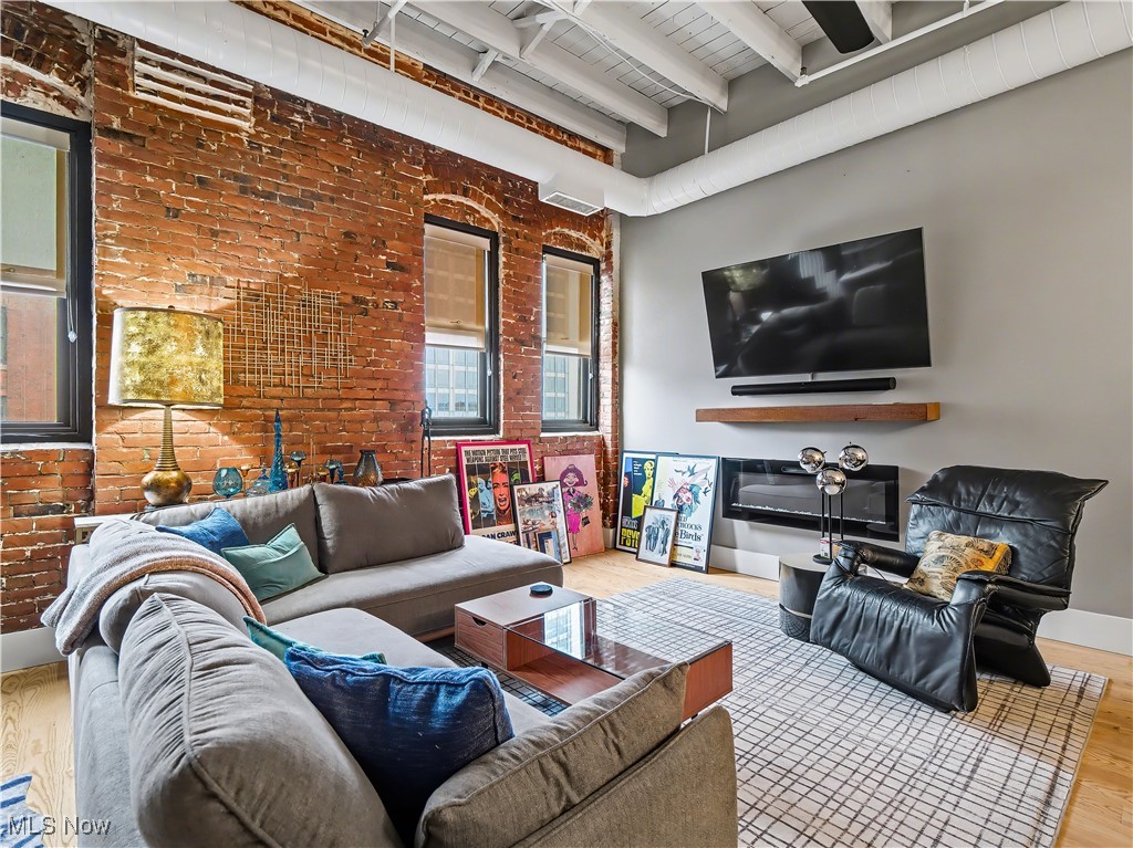 1133 W 9th Street Cleveland OH 44113