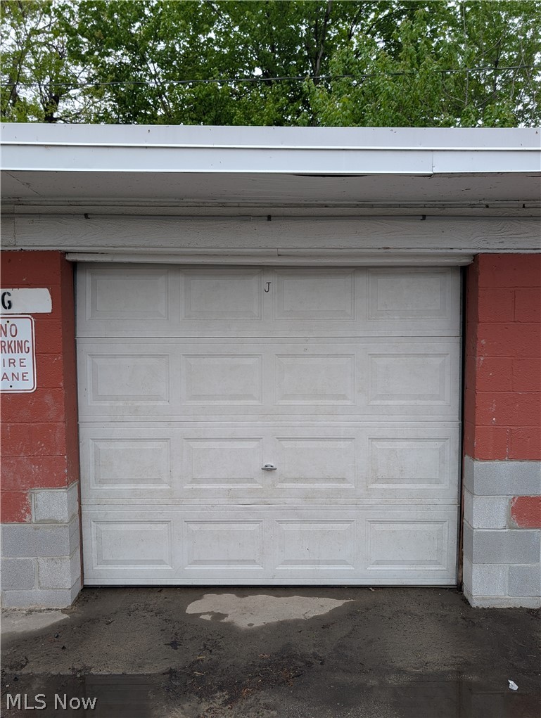 422 Clearview Drive Euclid OH 44123