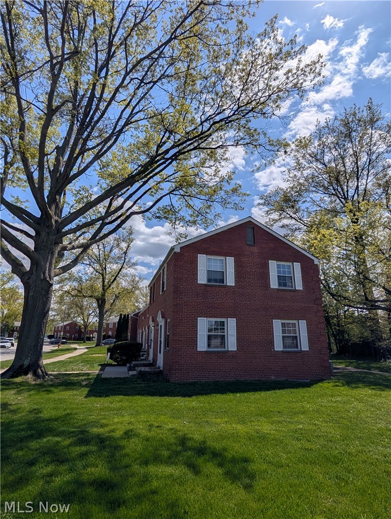 422 Clearview Drive Euclid OH 44123