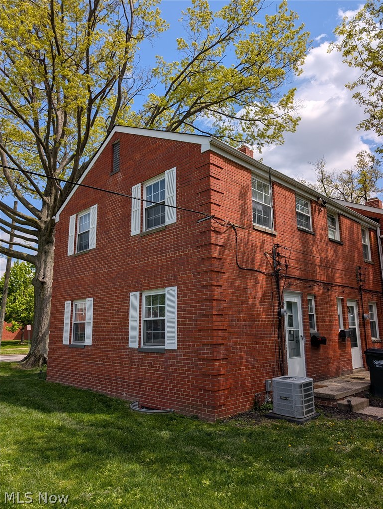 422 Clearview Drive Euclid OH 44123