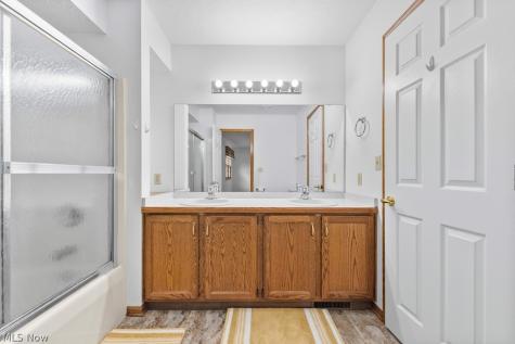 444 Shannon Drive Wadsworth OH 44281