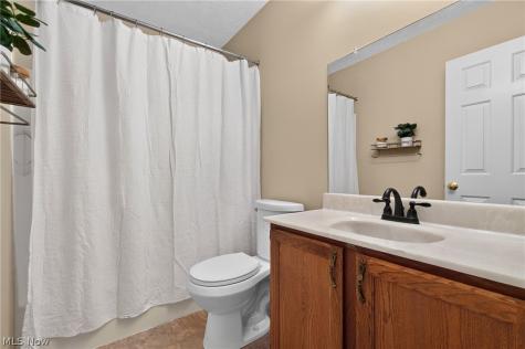 2793 Tinkers Lane Twinsburg OH 44087
