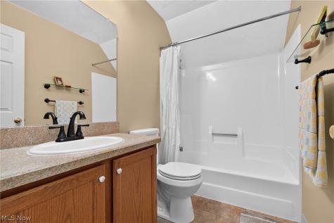 2793 Tinkers Lane Twinsburg OH 44087