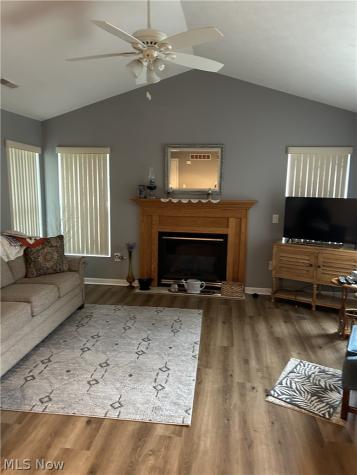 1313 Wynridge Avenue Louisville OH 44641