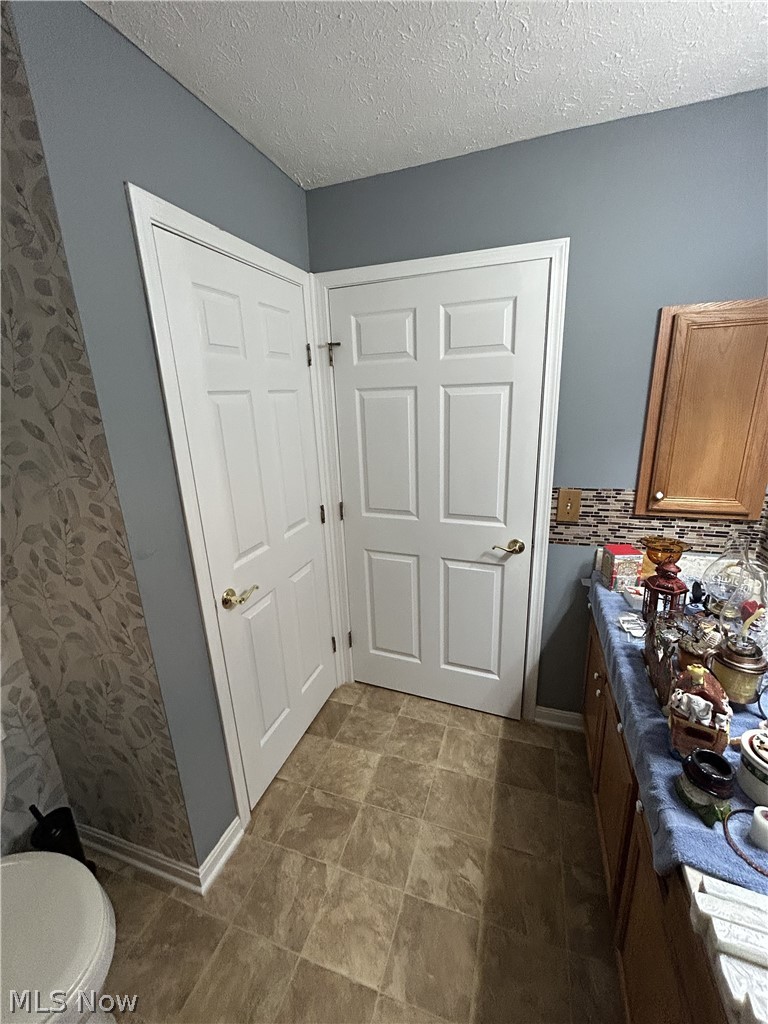 1313 Wynridge Avenue Louisville OH 44641