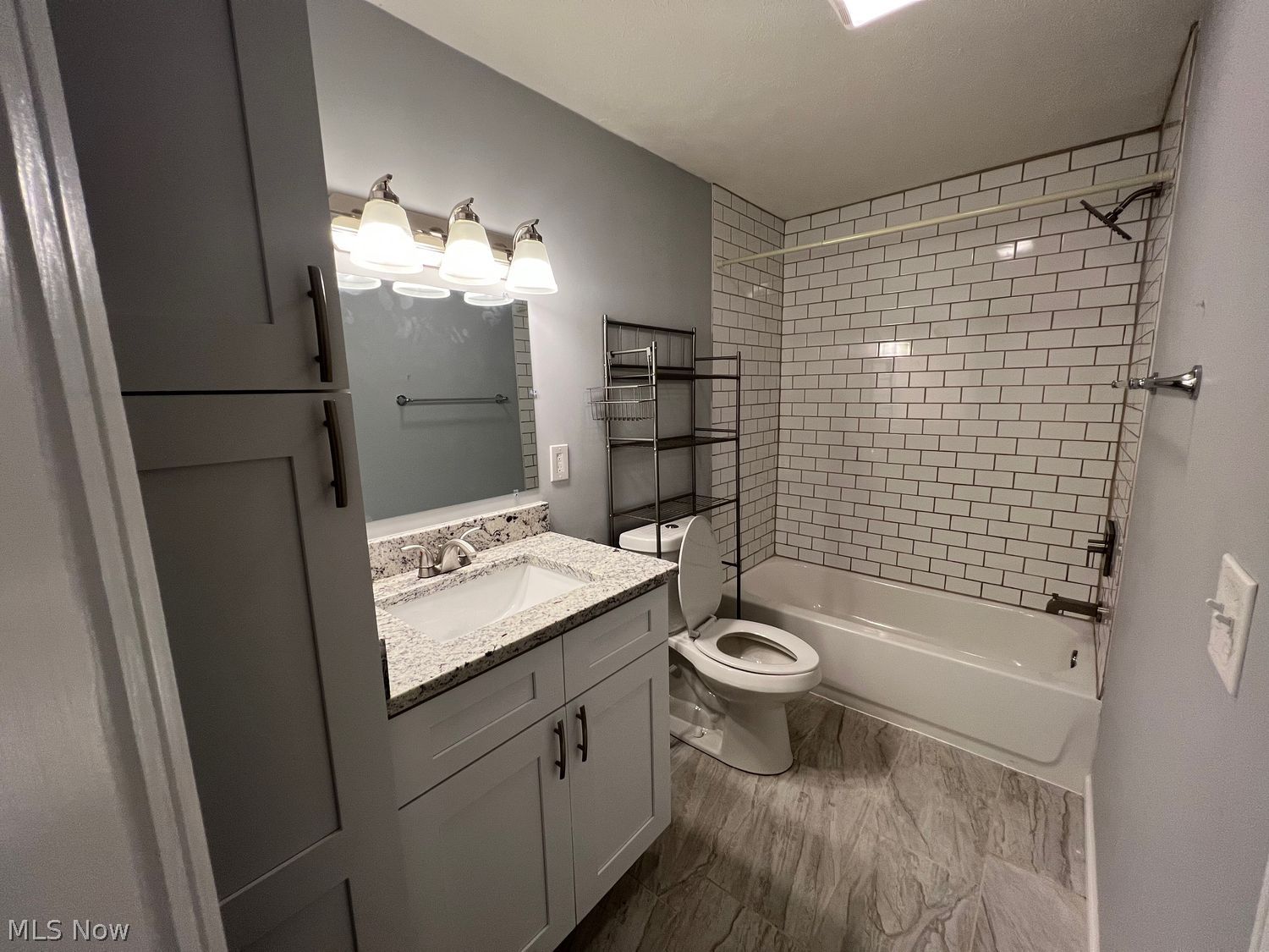 216 Moore Road Avon Lake OH 44012