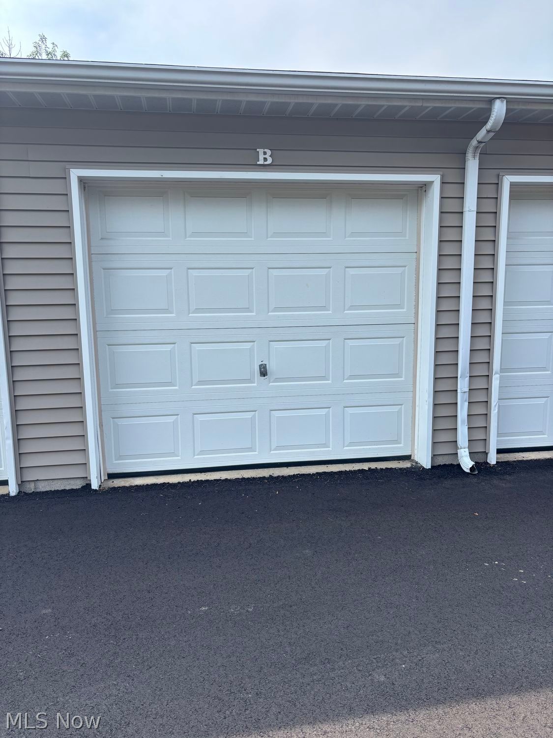 216 Moore Road Avon Lake OH 44012