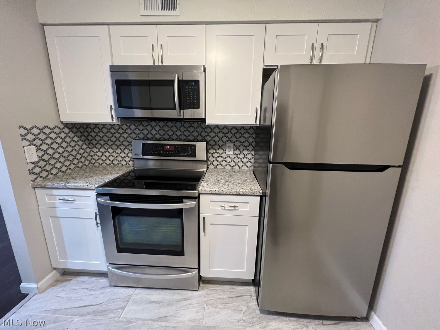 216 Moore Road Avon Lake OH 44012