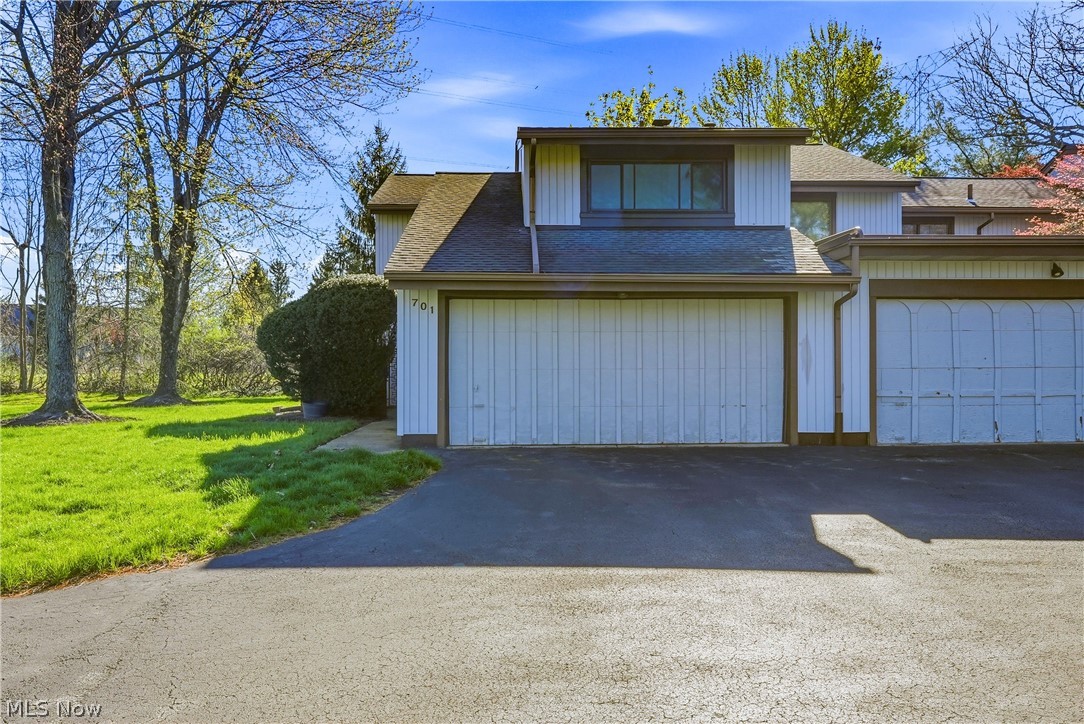 701 Tinkers Lane Sagamore Hills OH 44067