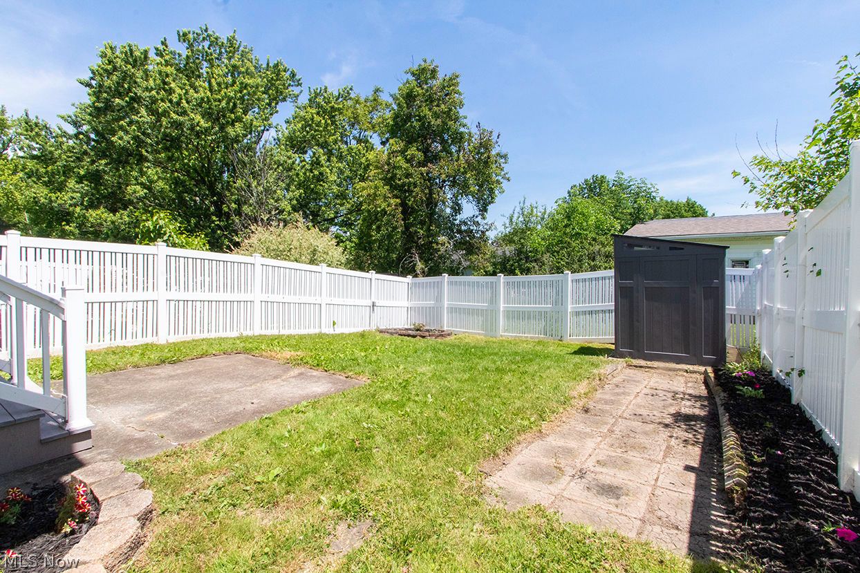 816 Wadsworth Road Medina OH 44256