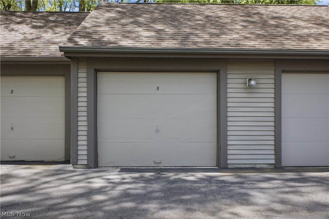 1293 Red Tail Hawk Boardman OH 44512