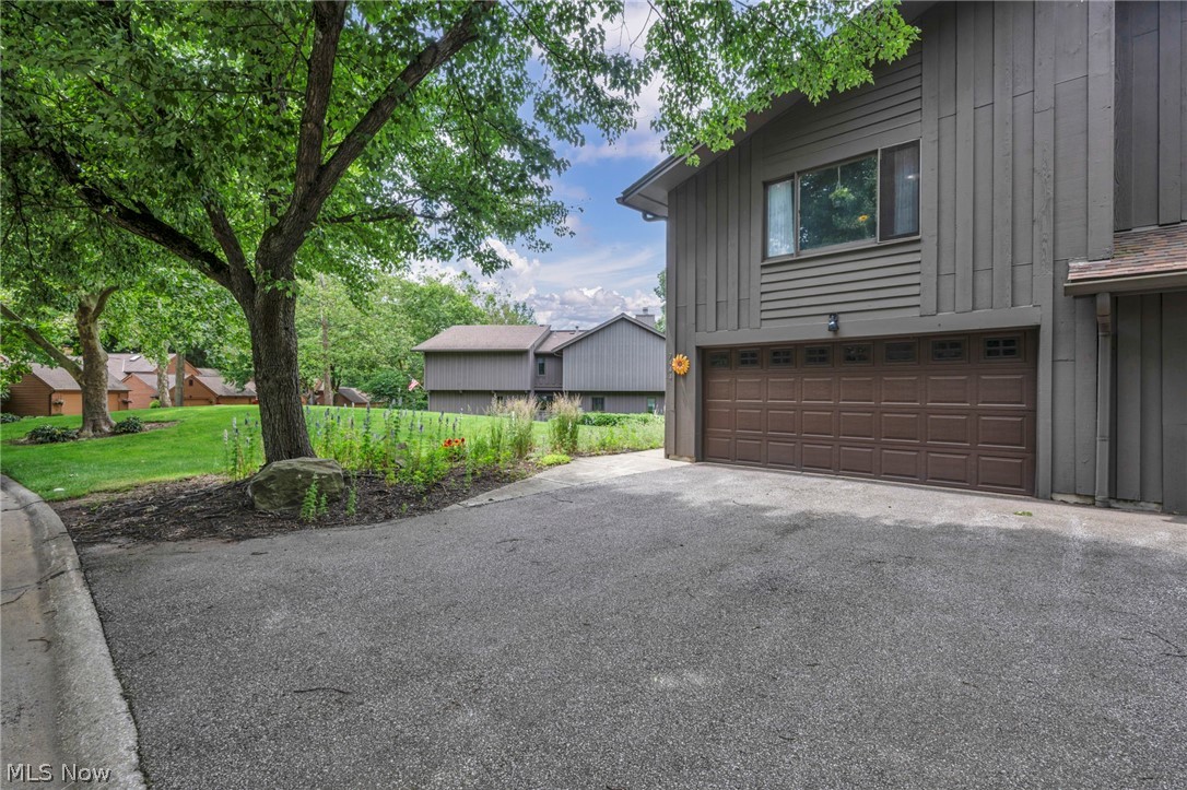 7444 Millrace Lane Sagamore Hills OH 44067