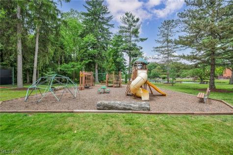7444 Millrace Lane Sagamore Hills OH 44067