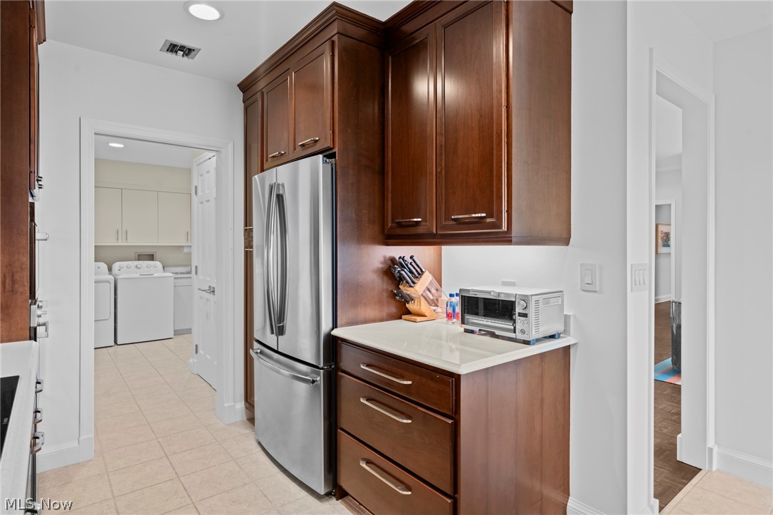 5150 Three Village Drive Lyndhurst OH 44124