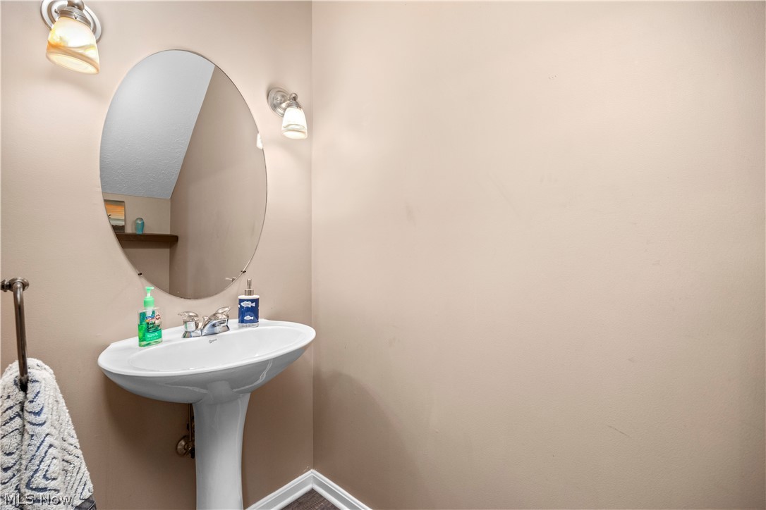 224 E Marina Lorain OH 44052