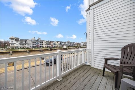 224 E Marina Lorain OH 44052