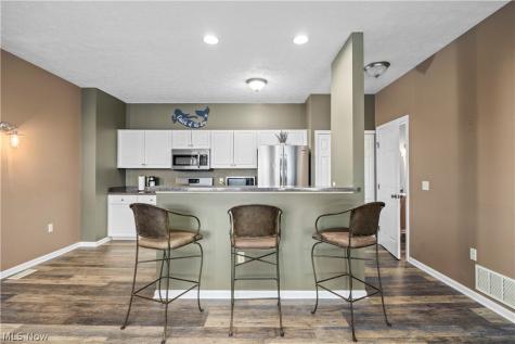 224 E Marina Lorain OH 44052