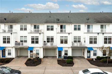 224 E Marina Lorain OH 44052