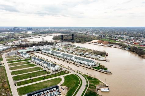 224 E Marina Lorain OH 44052