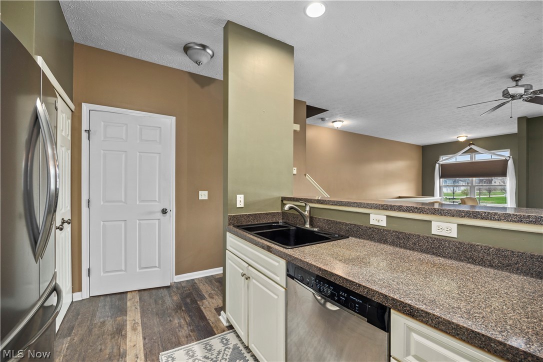 224 E Marina Lorain OH 44052