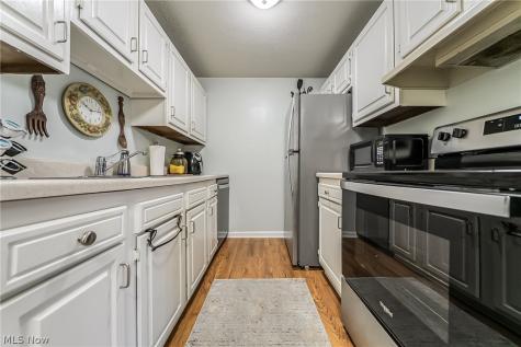 9611 Sunrise Boulevard North Royalton OH 44133