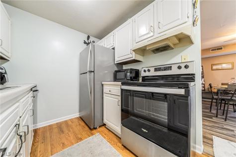 9611 Sunrise Boulevard North Royalton OH 44133