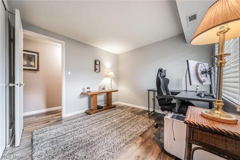 9611 Sunrise Boulevard North Royalton OH 44133