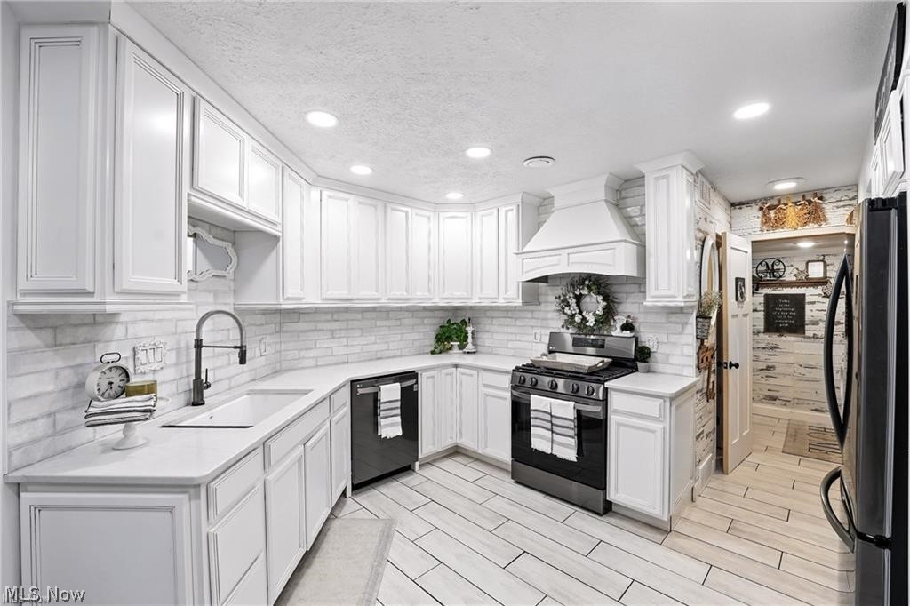 1293 Redtail Hawk Drive Boardman OH 44512