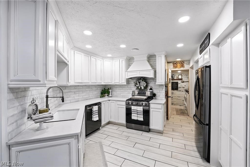 1293 Redtail Hawk Drive Boardman OH 44512