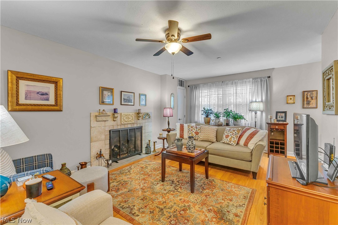 2885 Pease Drive Rocky River OH 44116