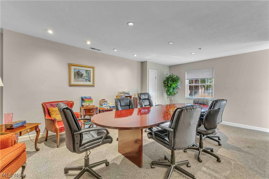 2885 Pease Drive Rocky River OH 44116
