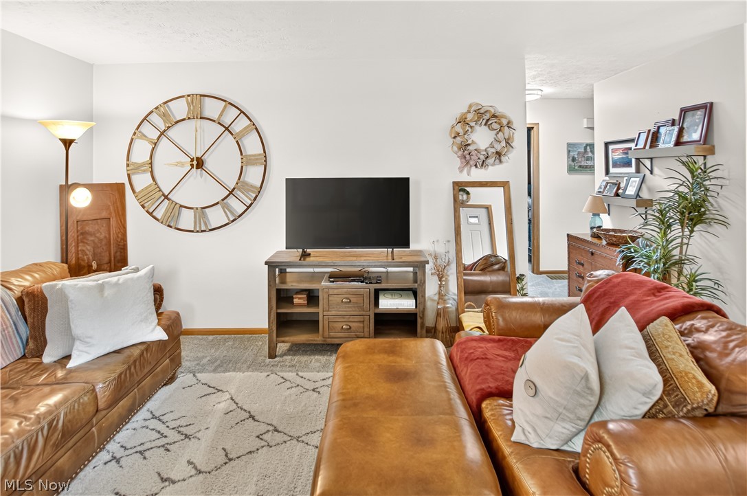 128 Royal Crest Drive Seville OH 44273