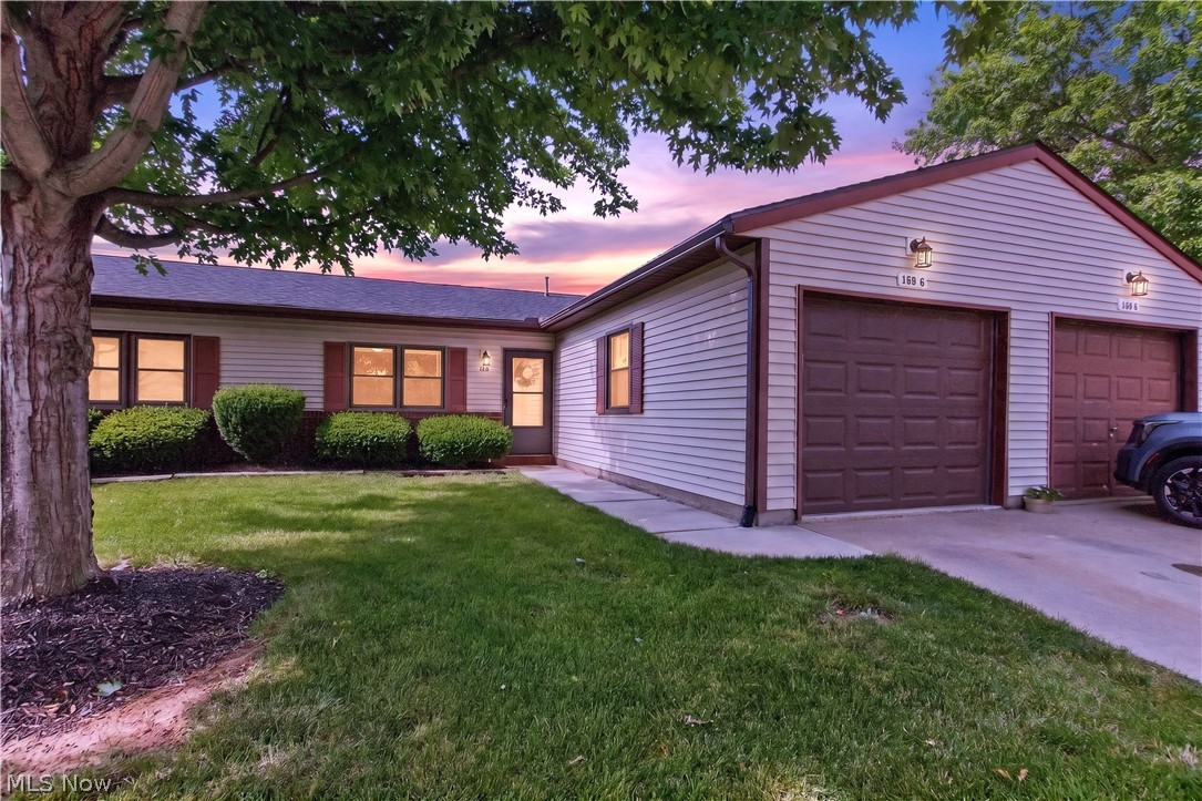 128 Royal Crest Drive Seville OH 44273