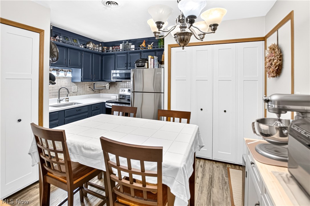 128 Royal Crest Drive Seville OH 44273