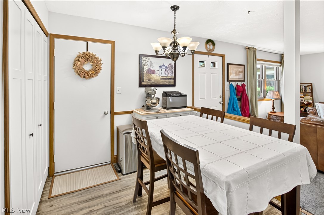 128 Royal Crest Drive Seville OH 44273