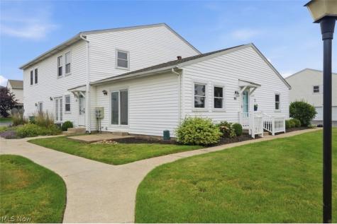2549 Royal County Down #15A Uniontown OH 44685
